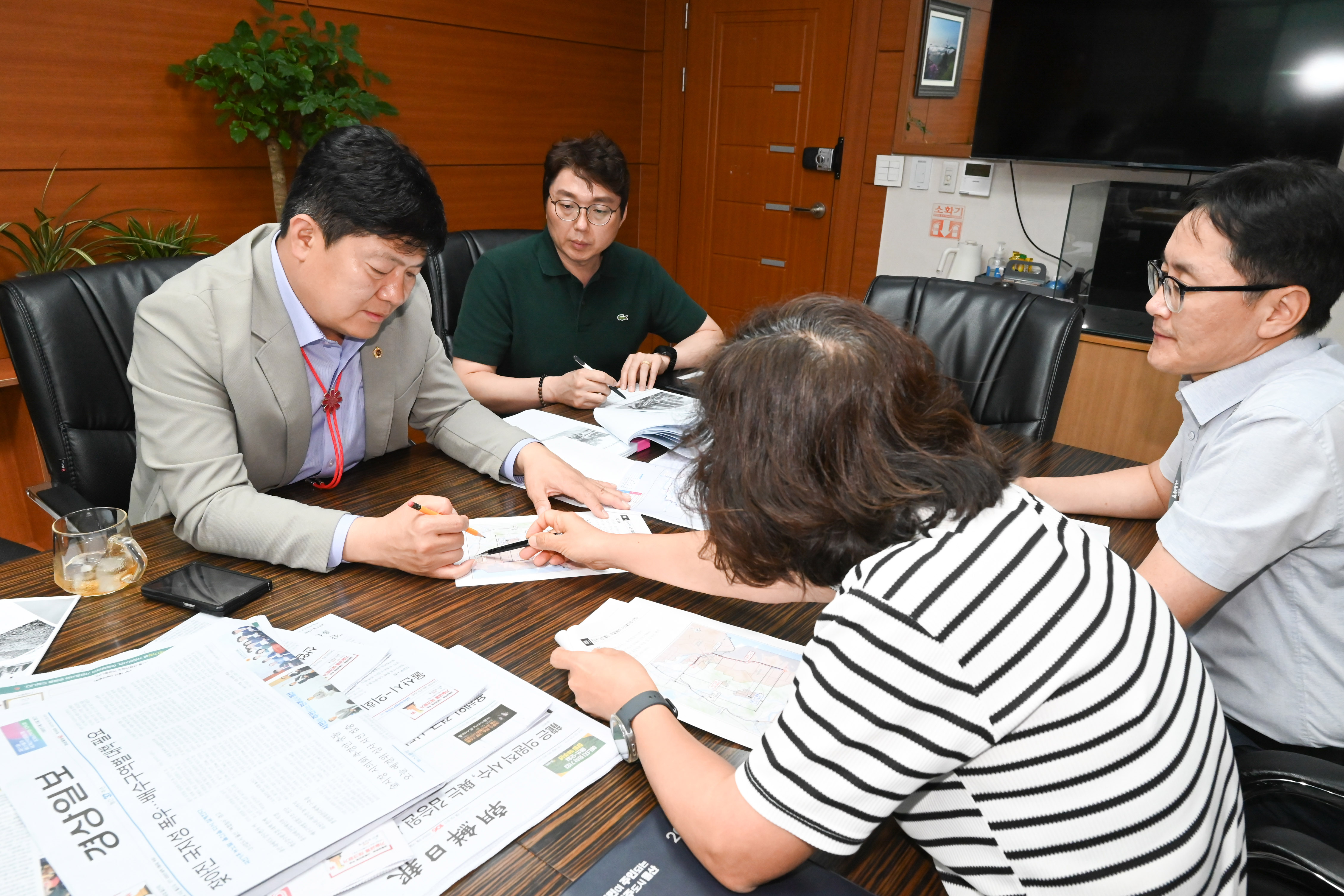 공진혁 의회운영위원장,  온산선 폐지·이설 관계부서 간담회2