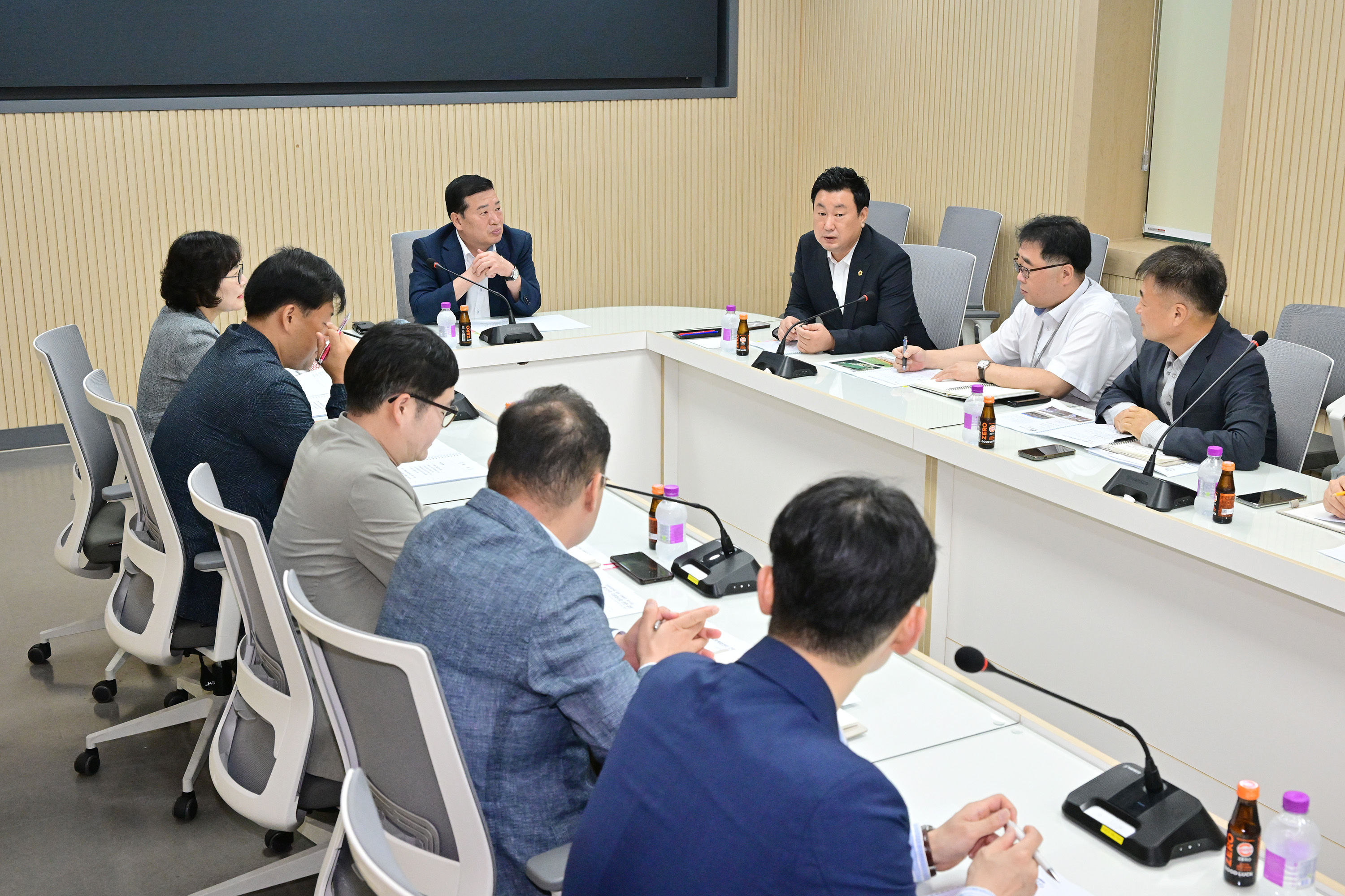 이장걸 행정자치위원장·안대룡 의원, 남구 주요 현안사업 청취 간담회2