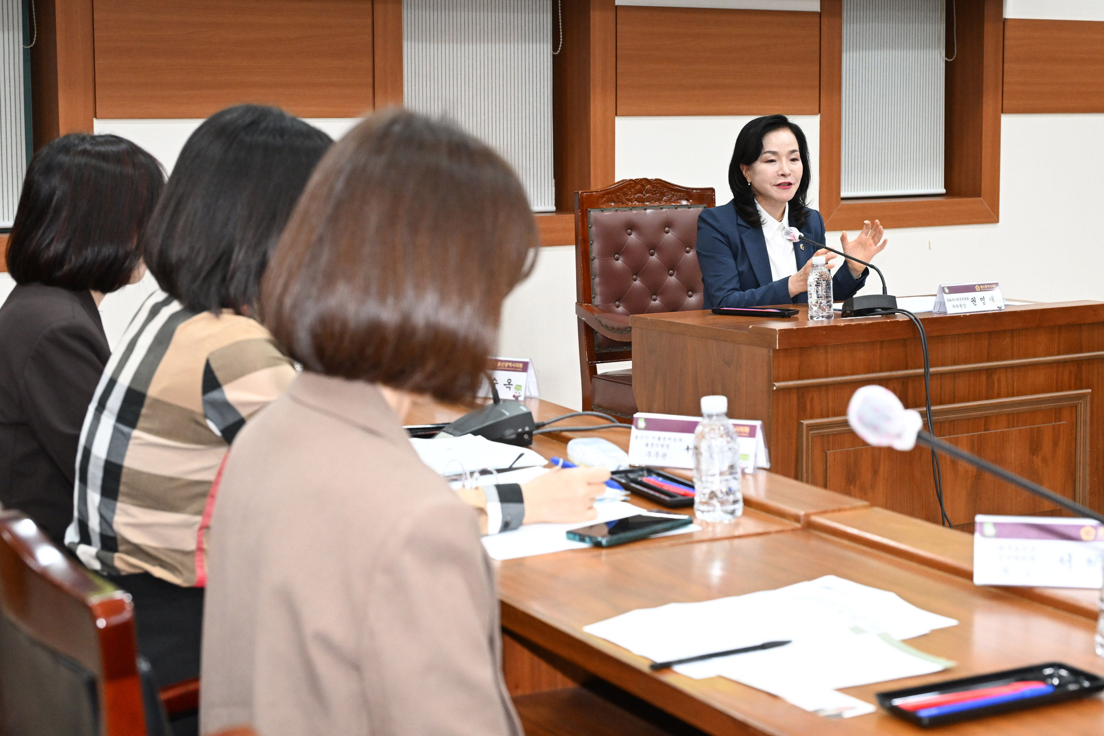 권영애 의원, 아이 낳고 키우기 좋은 울산 만들기 간담회12
