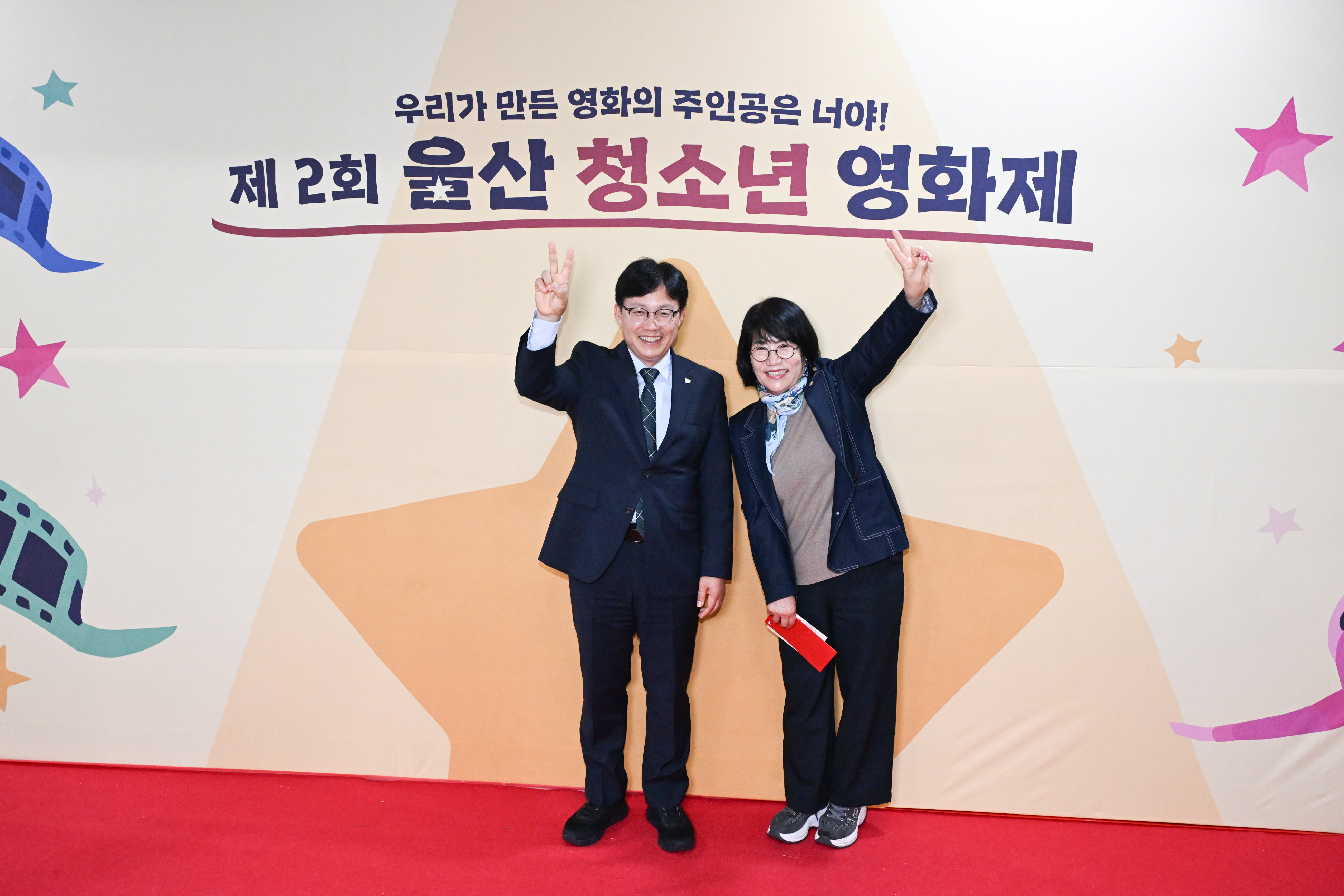 이영해 의장, 제29회 울산교육문화예술제 전시 여는마당 개회식2
